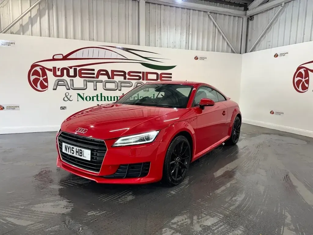 Used Audi TT Sport 184 HP (135 kW) 2015 Red Coupe