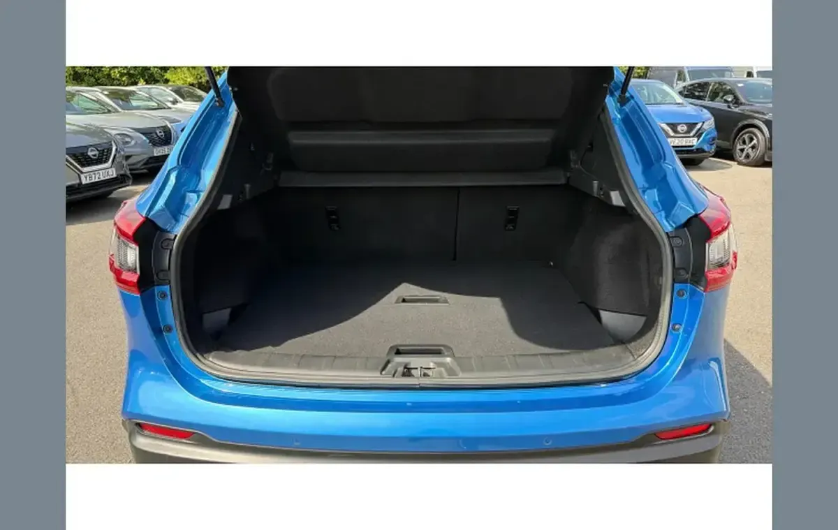 Used Nissan Qashqai Tekna+ 138 HP (101 kW) 2018 Blue SUV