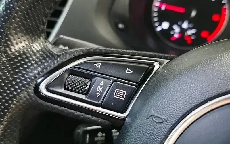 Used Audi Q3 S-Line 141 HP (103 kW) 2013 White SUV