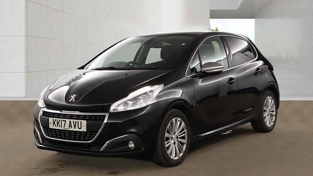 Used Peugeot 208 Allure 82 HP (60 kW) 2017 Black Hatchback