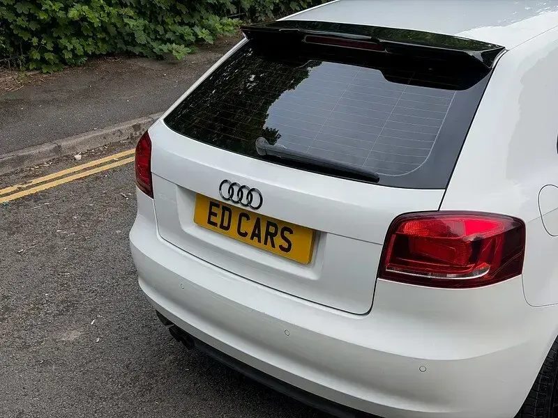 Used Audi A3 Sport 200 HP (147 kW) 2012 White Hatchback