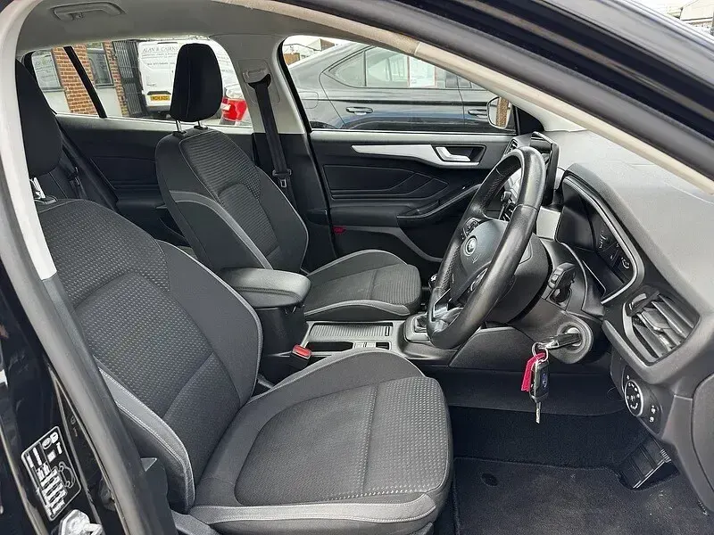 Used Ford Focus Zetec 2026 Black Estate
