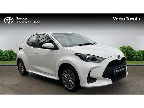Used 2023 Toyota Yaris Hatchback | £17,362 (Good price) - Image 1/4