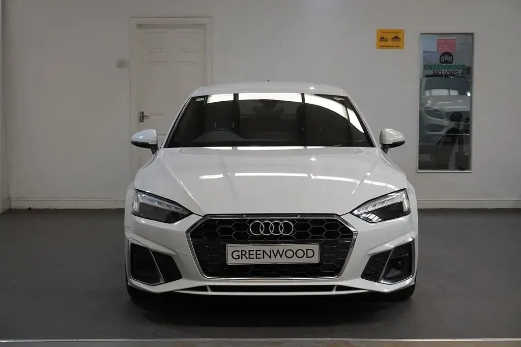 Used Audi A5 Sportback S-Line 190 HP (139 kW) 2021 White Hatchback
