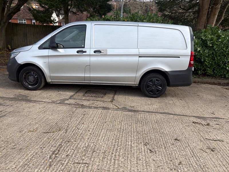 Used Mercedes Vito 114 HP (83 kW) 2016 Silver Van