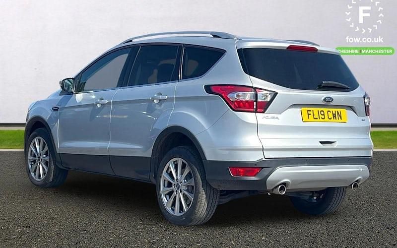 Używany Ford Kuga Titanium 179 KM (131 kW) 2019 Srebrny SUV
