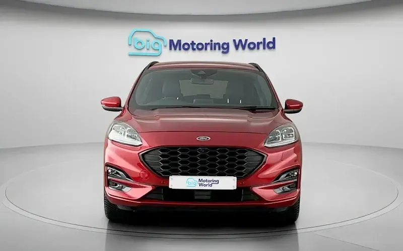 Used Ford Kuga ST-Line 150 HP (110 kW) 2021 Red SUV