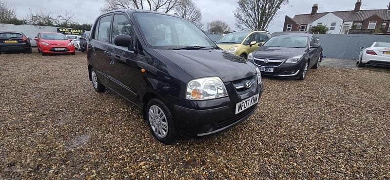 Used Hyundai Atos 62 HP (45 kW) 2007 Black Hatchback