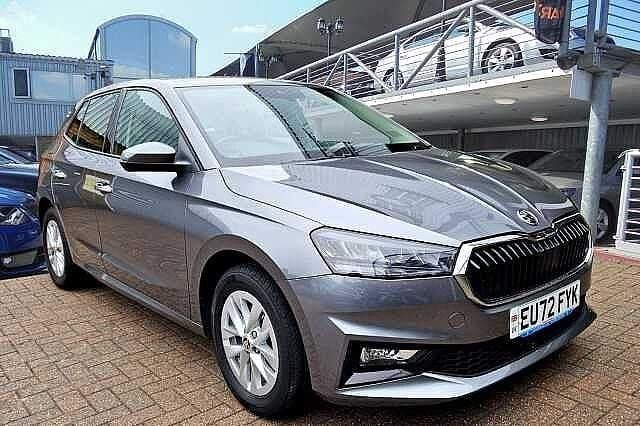 Graphite grey metallic Used 2022 Skoda Fabia Comfort Hatchback | £12,680 (Good price) - Image 1/4
