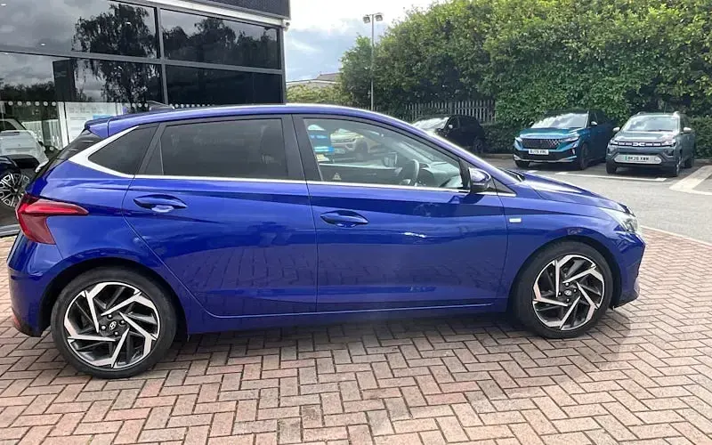 Used Hyundai i20 Premium 101 HP (74 kW) 2023 Hatchback
