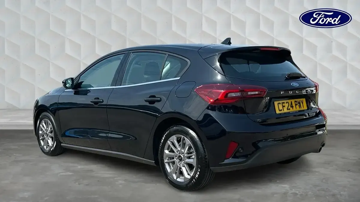 Used Ford Focus Titanium 100 HP (73 kW) 2024 Black Hatchback