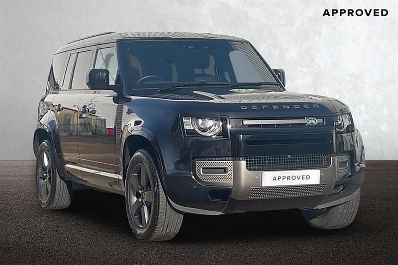 Usado Land Rover Defender SE Dynamic 249 HP (183 kW) 2024 Preto SUV