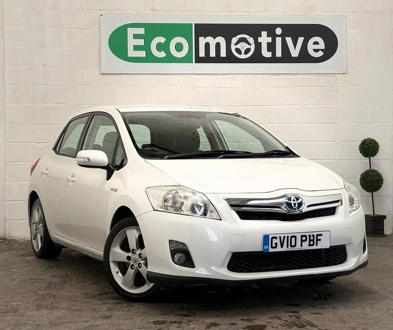 Used Toyota Auris Hybrid 2010 White Hatchback
