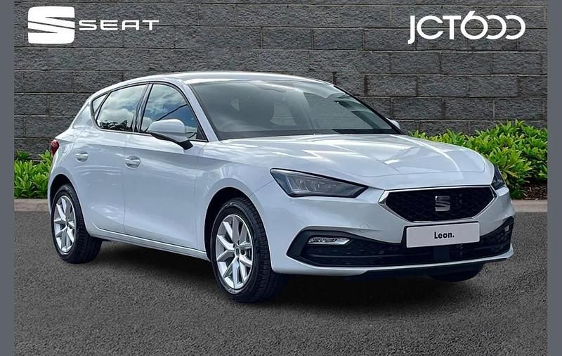 Ny Seat Leon SE 113 HK (83 kW) 2025 Vit Halvkombi