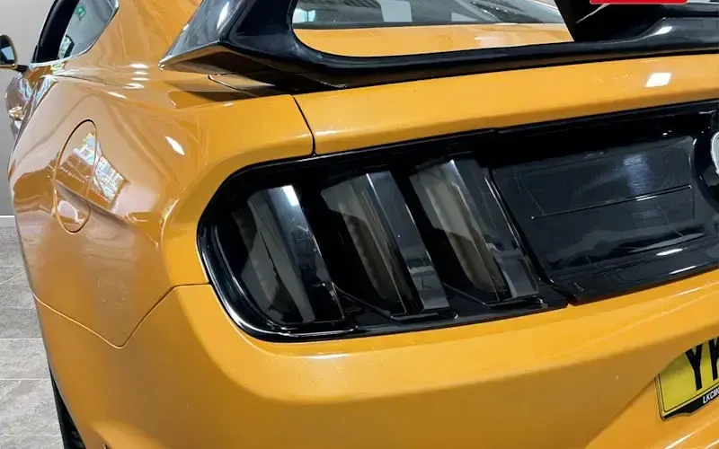 Used Ford Mustang GT 450 HP (330 kW) 2019 Orange Coupe