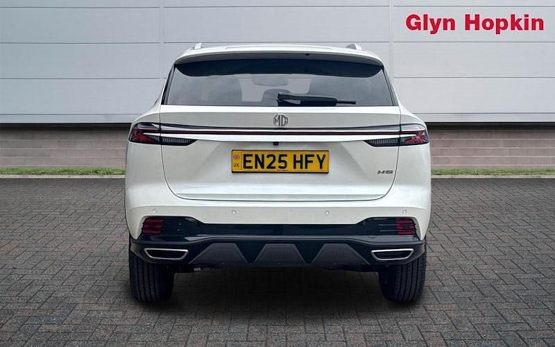 Usado MG HS SE 170 HP (125 kW) 2025 Branco SUV