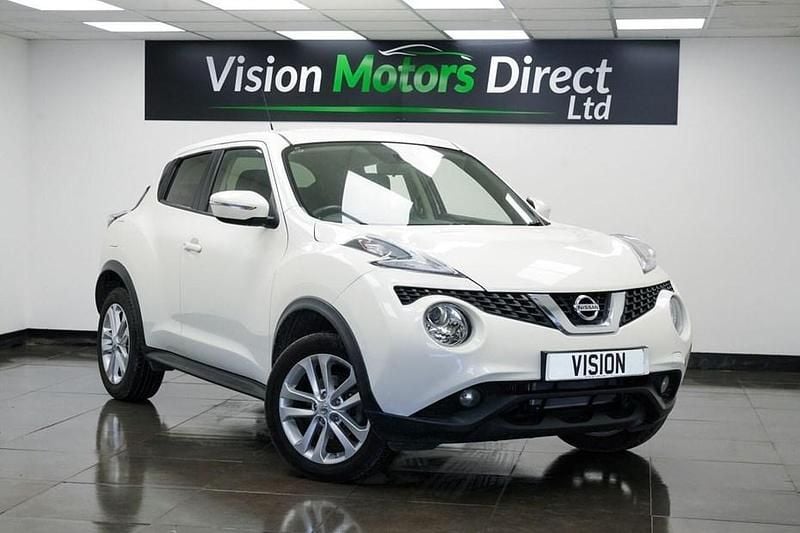 Used Nissan Juke Acenta 115 HP (84 kW) 2015 White SUV