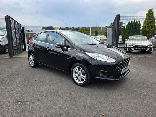 Black Used 2017 Ford Fiesta Zetec Hatchback | £4,750 (Good price) - Image 1/4