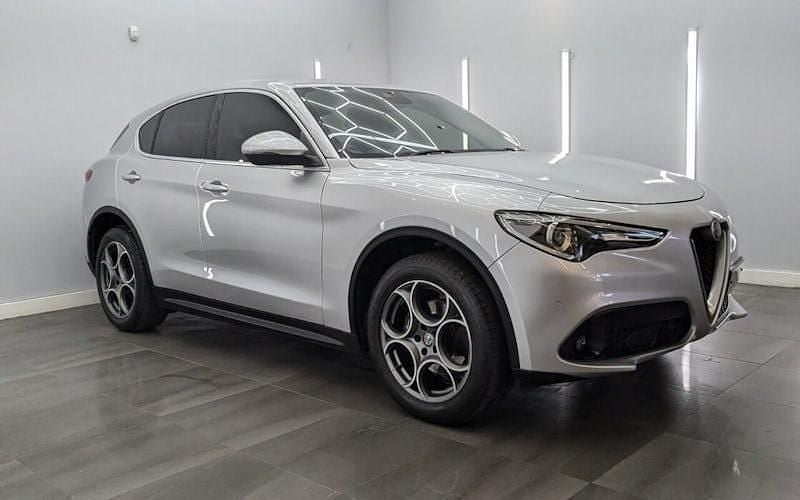 Used Alfa Romeo Stelvio Super 209 HP (153 kW) 2018 SUV