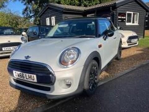 Used Mini Cooper Hatch 136 HP (100 kW) 2016 Silver Hatchback