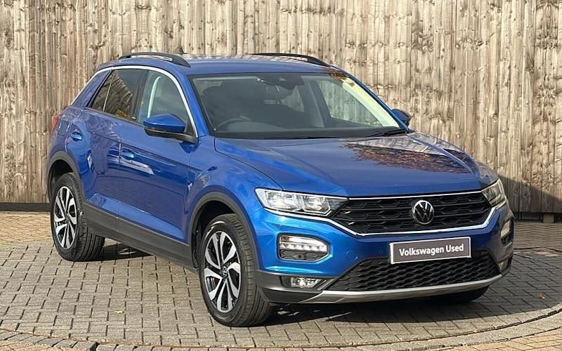 Blue Used 2021 VW T-Roc Active SUV | £16,399 (Fair price) - Image 1/3