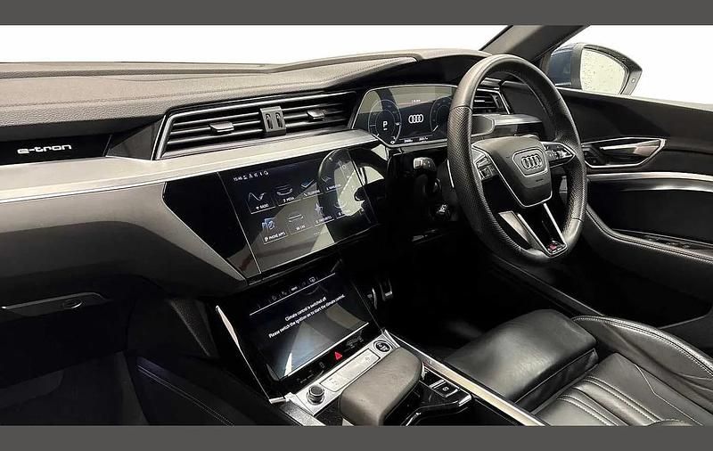 Used Audi Q8 e-tron S-Line 300 kW (408 HP) 2023 Blue SUV