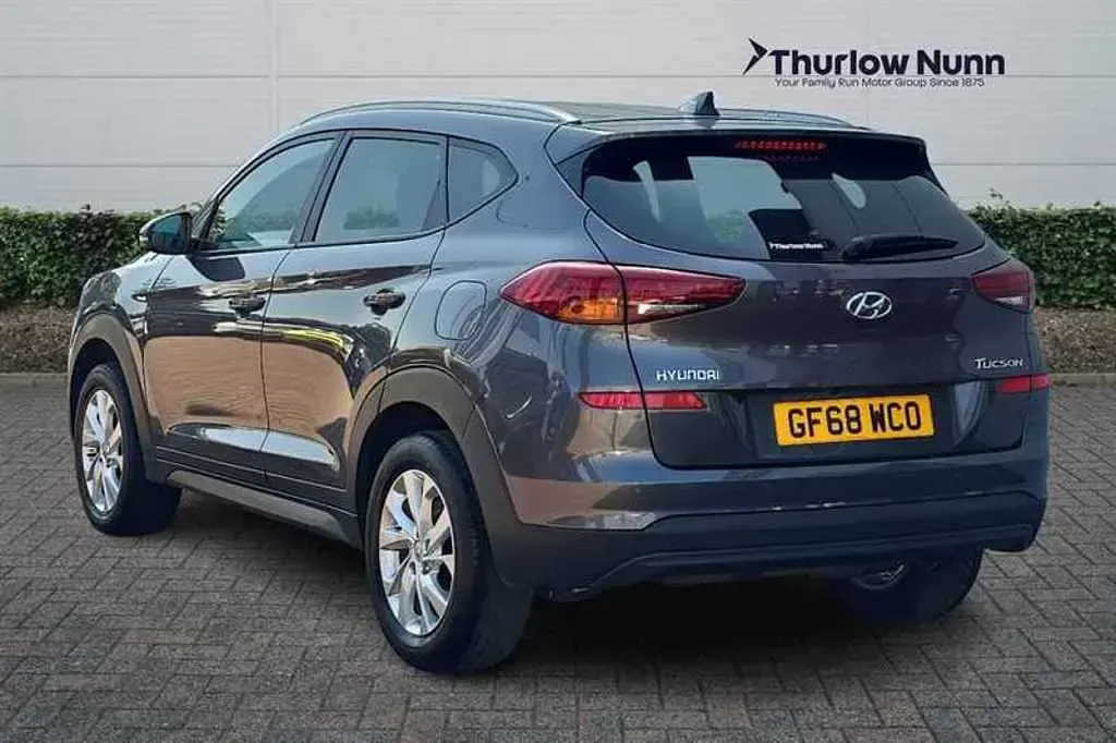 Used Hyundai Tucson SE 132 HP (97 kW) 2018 Grey SUV