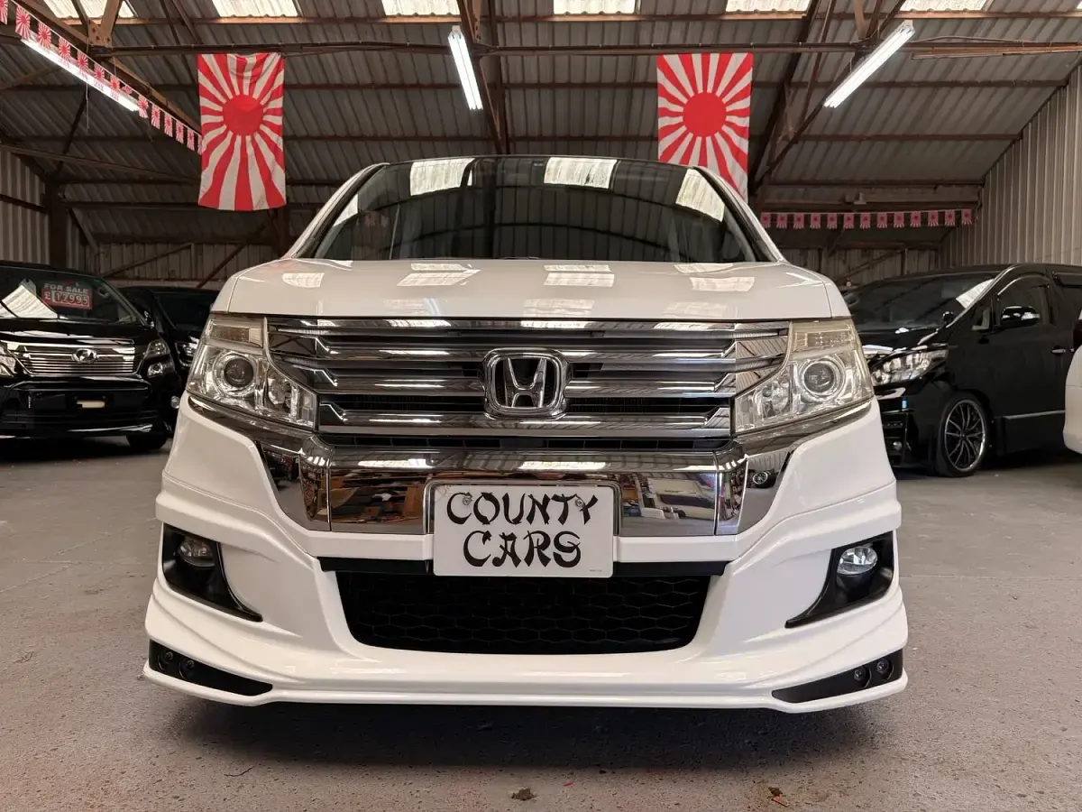 Used Honda Stepwgn 2013 White MPV