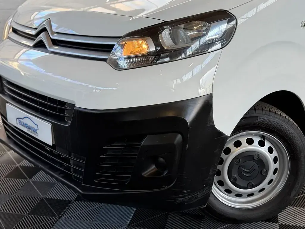 Used Citroën Dispatch 2020 White MPV