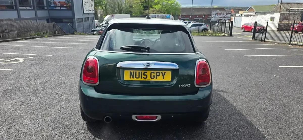 Używany Mini Cooper Hatch 2015 Zielony Hatchback