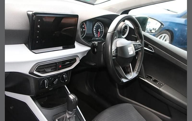 Used Seat Arona SE Technology 108 HP (79 kW) 2022 Green SUV