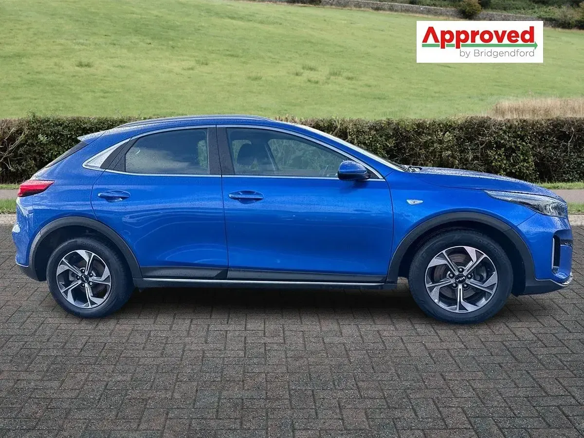 Usado Kia XCeed 2023 Azul SUV