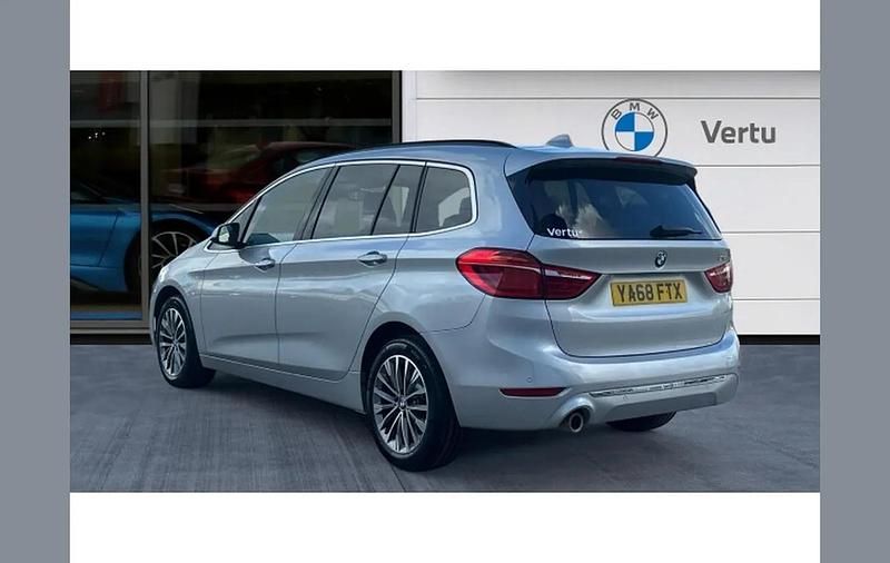 Used BMW 218 Luxury Line 140 HP (102 kW) 2018 Silver Estate
