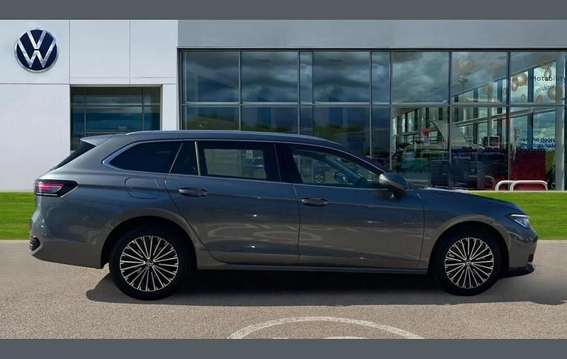 Used VW Passat Elegance 200 HP (147 kW) 2025 Grey Estate
