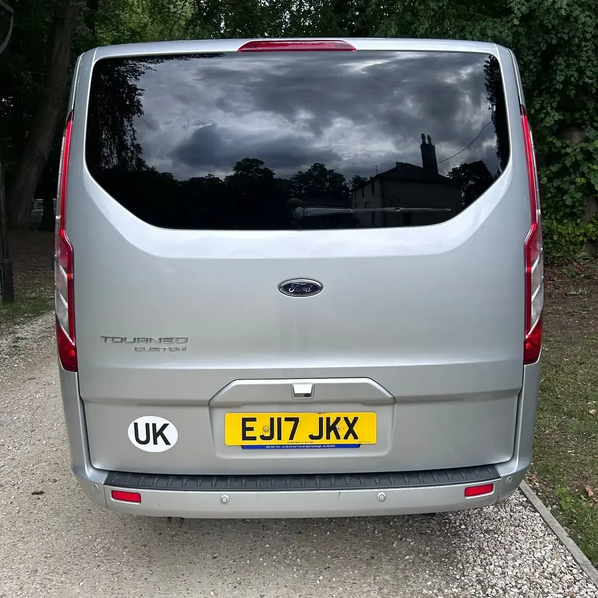 Used Ford Tourneo Titanium 170 HP (125 kW) 2017 Silver MPV
