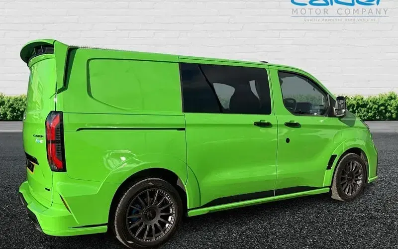 Used Ford Transit Custom 170 HP (125 kW) 2025 Green Van