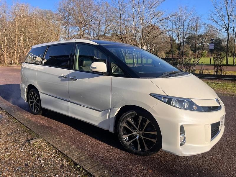 Used Toyota Estima 2025 White MPV