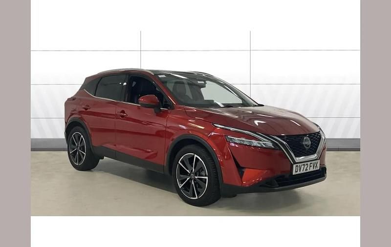 Red Used 2022 Nissan Qashqai Tekna SUV | £22,975 (Fair price) - Image 1/4