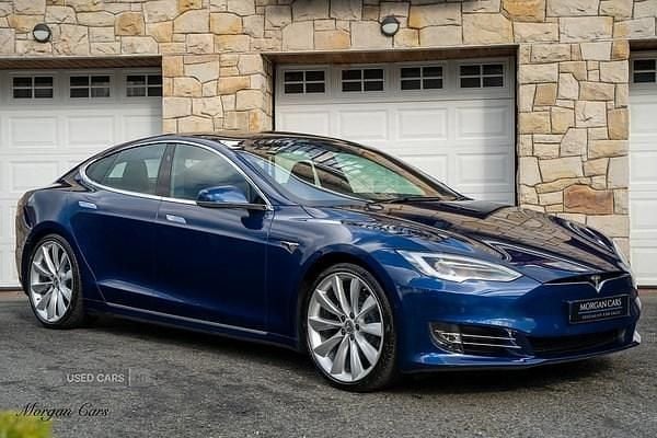 Used Tesla Model S 386 kW (525 HP) 2019 Blue Hatchback