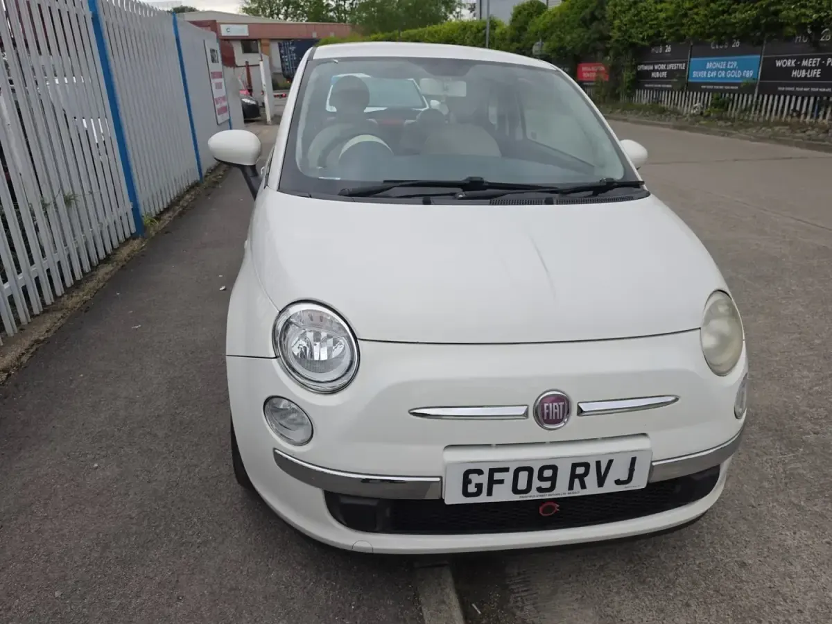 Usado Fiat 500 69 HP (50 kW) 2009 Branco Cabrios