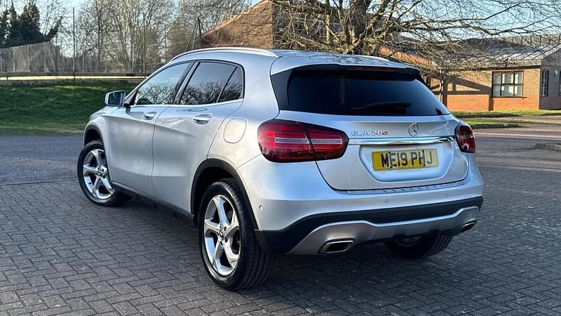 Used Mercedes GLA200 Premium Plus 2019 Silver SUV