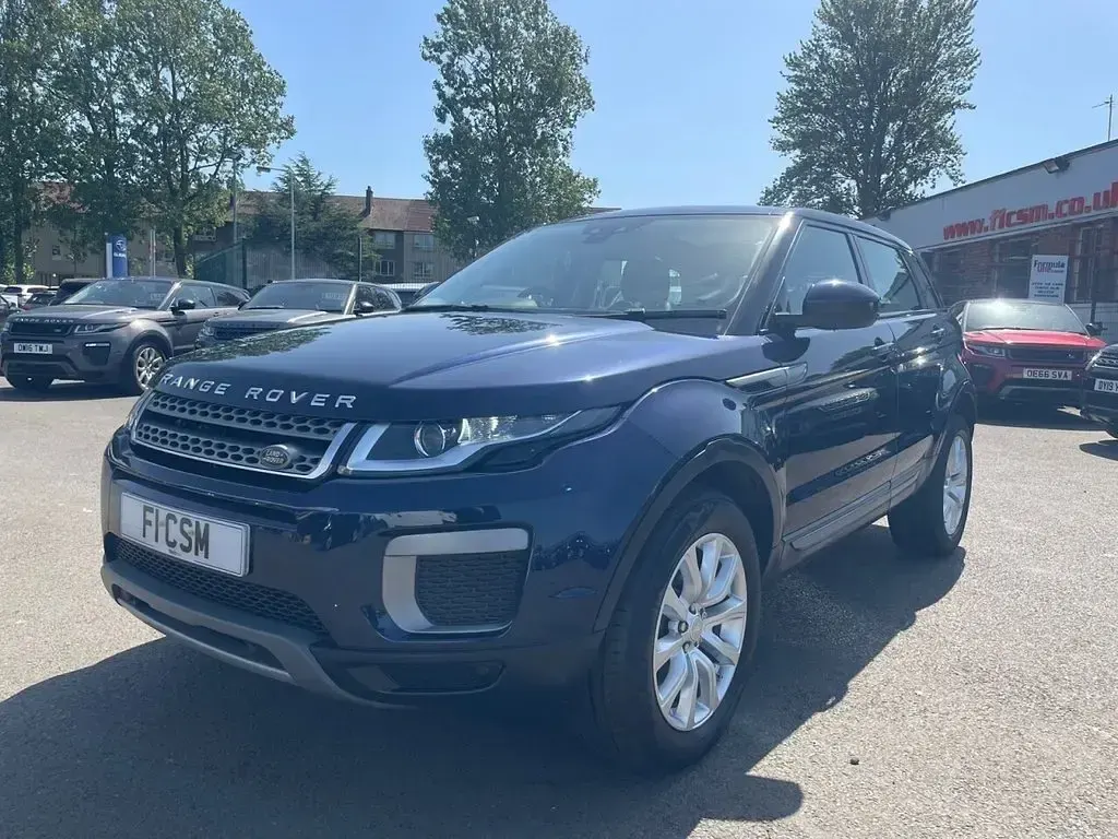 Used Land Rover Range Rover evoque SE 180 HP (132 kW) 2017 Blue Estate
