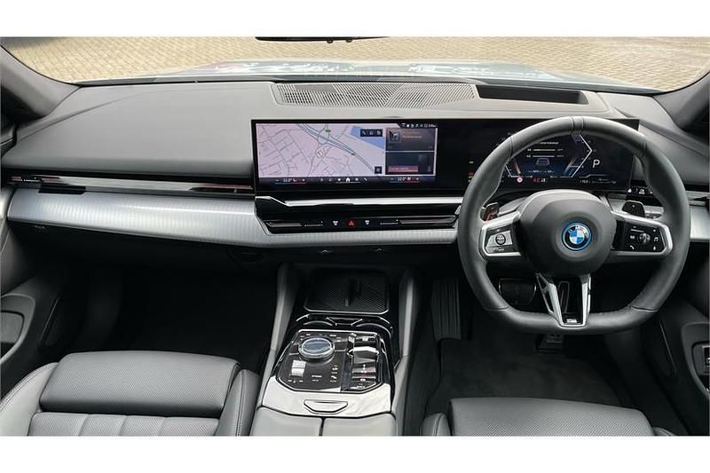 Used BMW 530e M Sport 299 HP (219 kW) 2025 Grey Estate