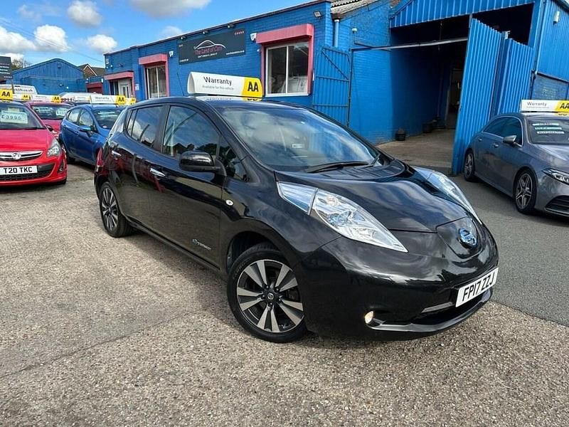 Black Used 2017 Nissan Leaf Tekna Hatchback | £4,995 (Fair price) - Image 1/4