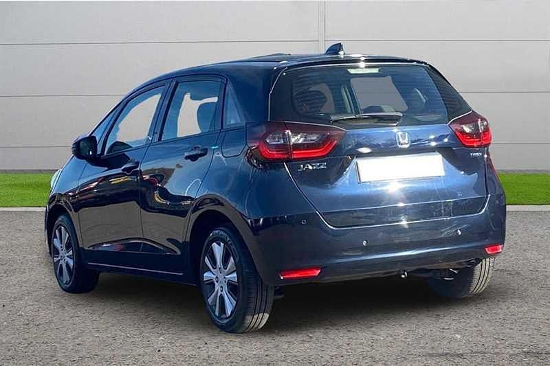 Used Honda Jazz Hybrid 109 HP (80 kW) 2023 Midnight blue beam Hatchback