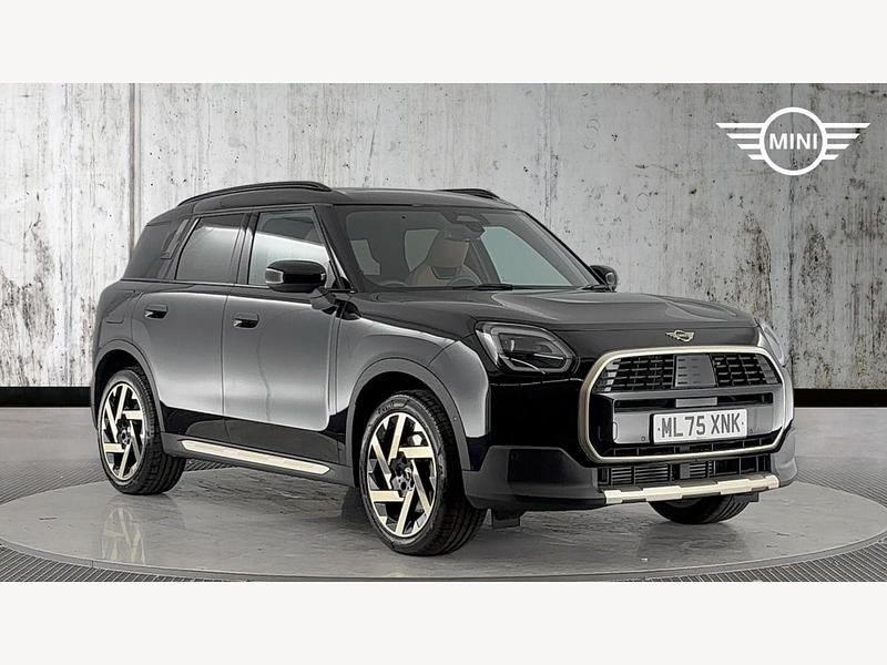 Used Mini Countryman Exclusive 168 HP (123 kW) 2025 Black SUV