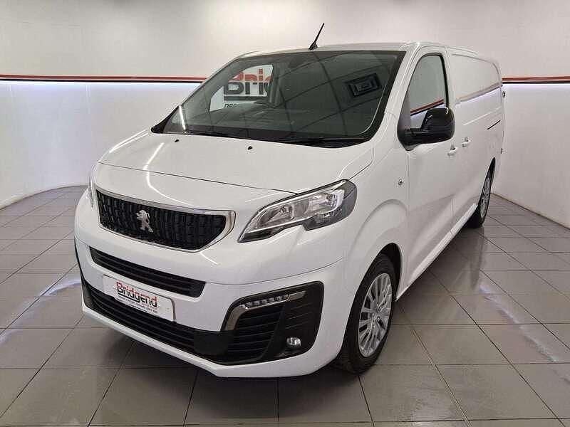 Second-hand Peugeot Expert Premium 2023 Alb Van