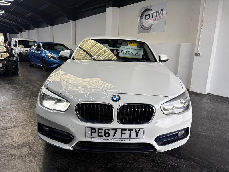Used BMW 118 Sport Line 2017 White Hatchback