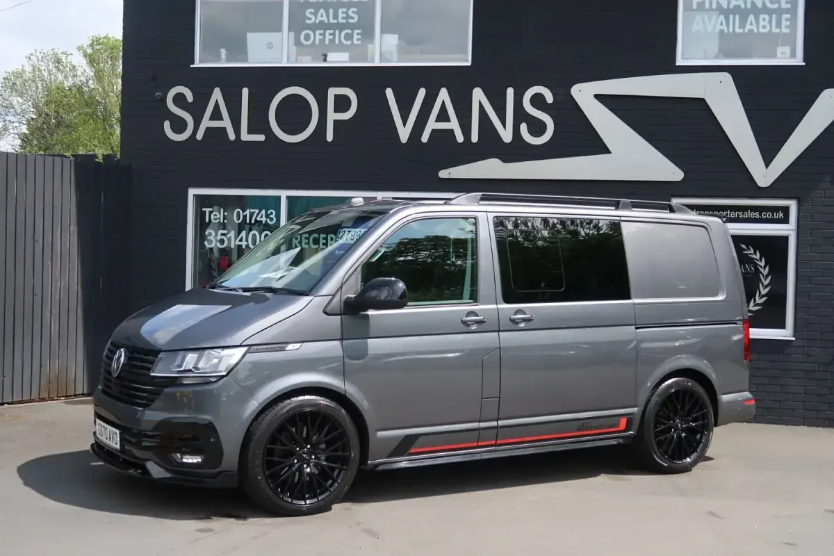 Używany VW Transporter Highline 150 KM (110 kW) 2020 Szary Van