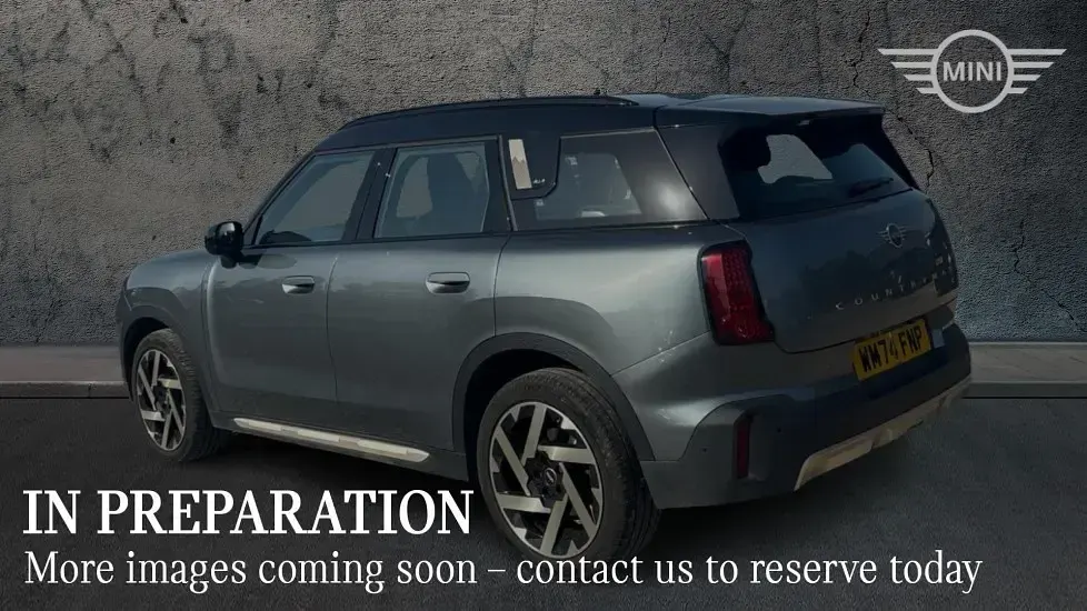 Used Mini Countryman 215 HP (158 kW) 2024 Green SUV